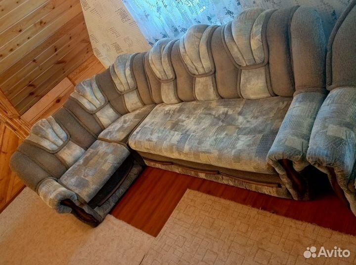Продам угловой диван