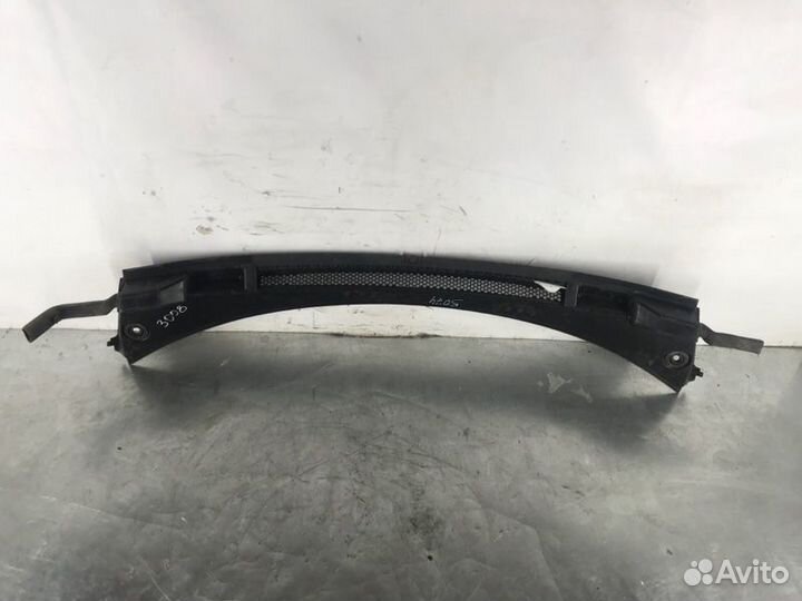 Жабо Peugeot 3008 2010-2017