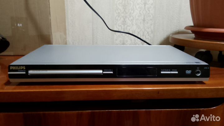 DVD плеер Philips