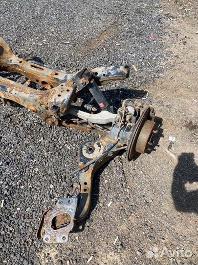 Балка подвески задняя Qashqai J10 1 рестайлинг 2.0