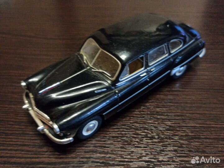 Модель автомобиля Зим