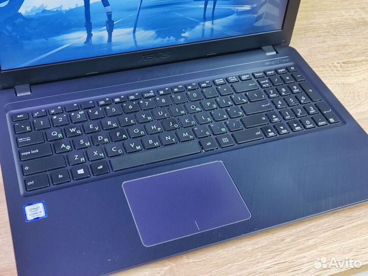 Ноутбук Asus Core i3-7 8гб озу ссд диск Full HD