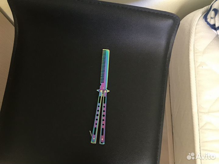 Нож бабочка расческа