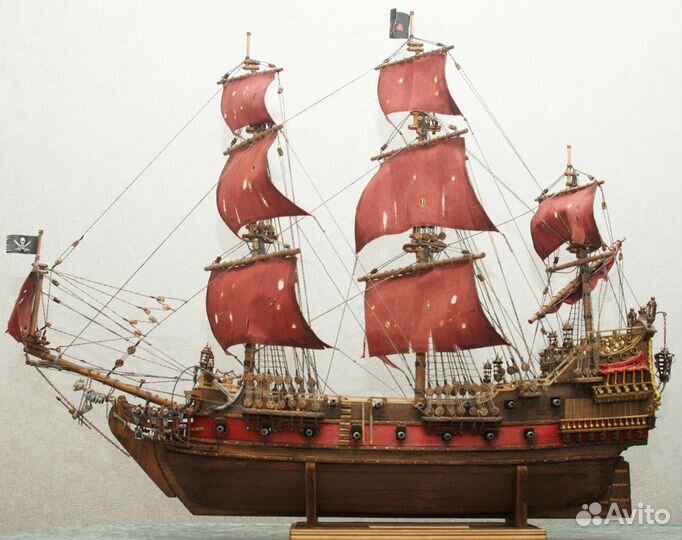 Модель пиратского корабля 