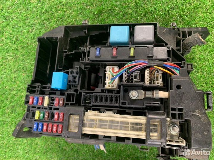 Блок предохранителей Toyota Corolla Fielder