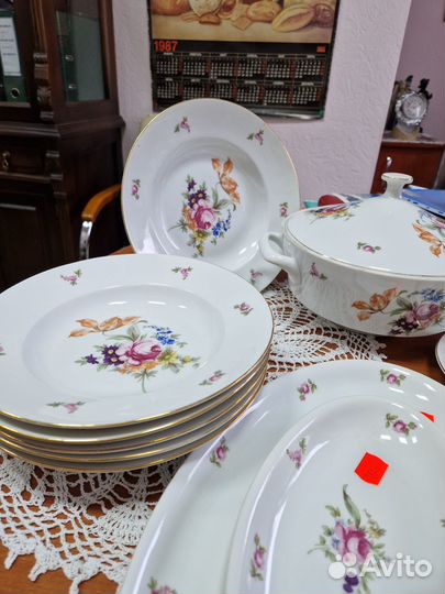 Фарфоровый столовый сервиз Чехословакия