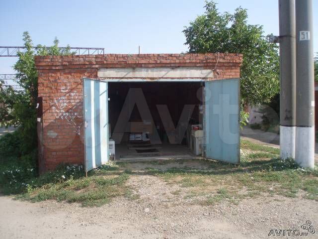 Гараж, > 30 м²