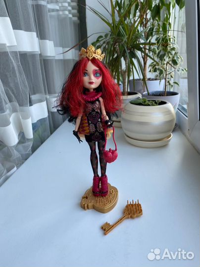 Лиззи кукла Ever After High