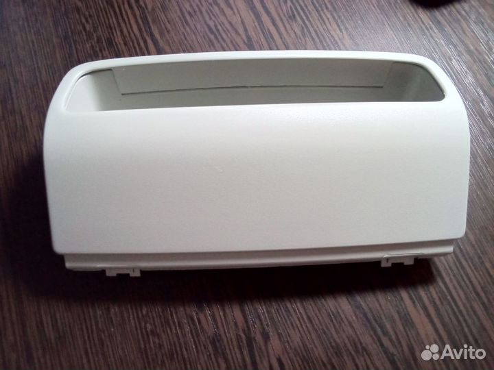 Очечник на Тигуан 1 (оригинал)