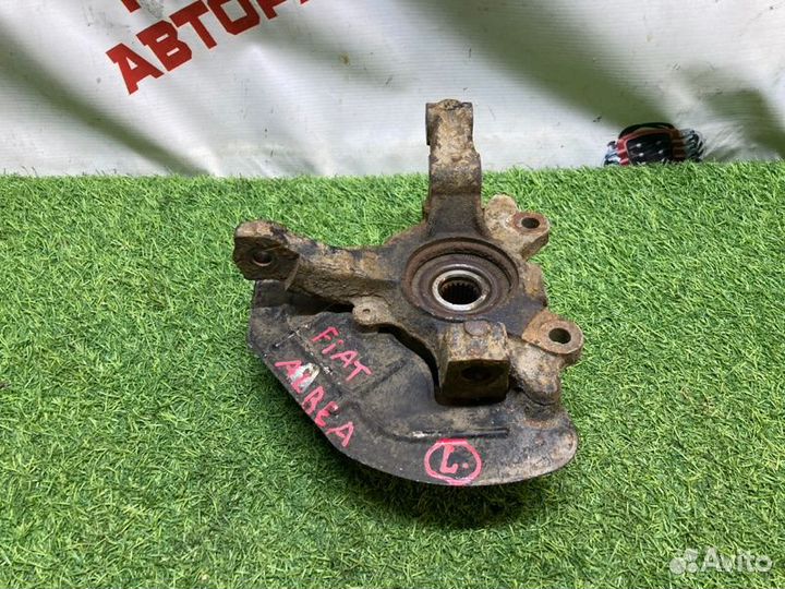 Кулак поворотный передний левый Fiat Albea