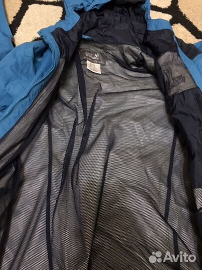 Куртка. Jack Wolfiskn