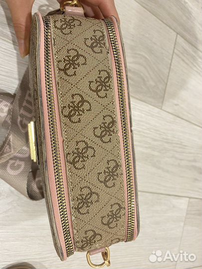 Сумка guess новая
