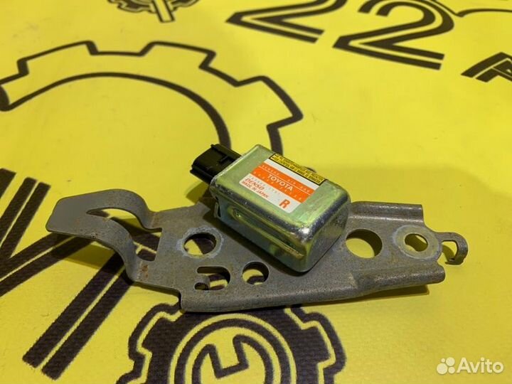 Датчик Airbag передний правый Lexus Gs430 UZS190