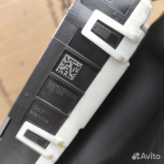 Замок двери Мерседес W212, W204, W218