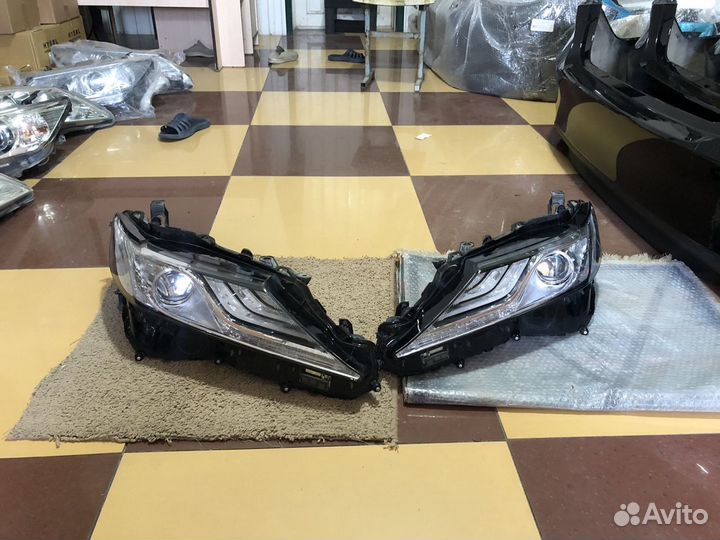 Фары на toyota camry v70