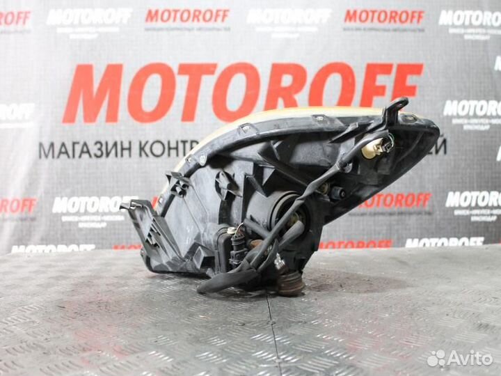 Фара правая Тойота Витц SCP90 52-169 (1 моде А919