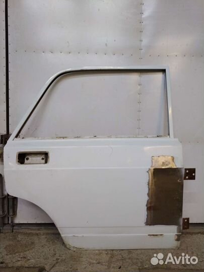 Задняя дверь ваз 2107