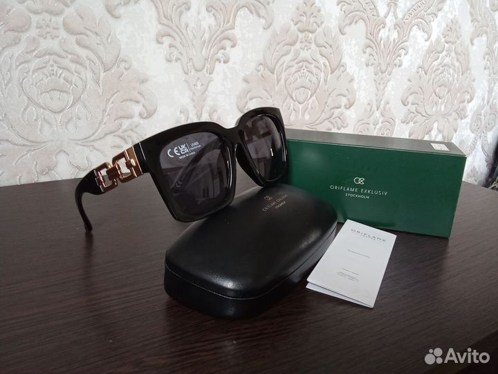 Солнцезащитные очки oriflame