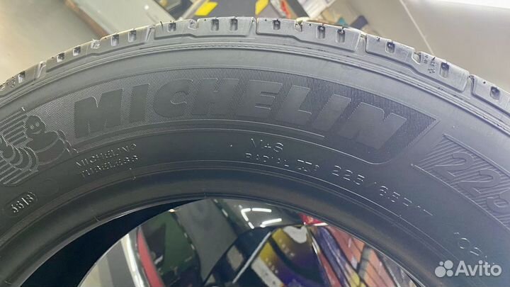 Michelin Premier LTX 225/65 R17