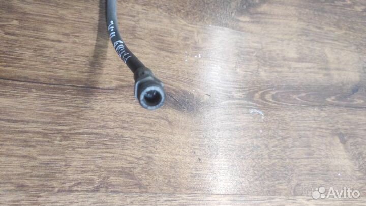 Шланг тормозной передний левый Skoda Rapid лифтбек