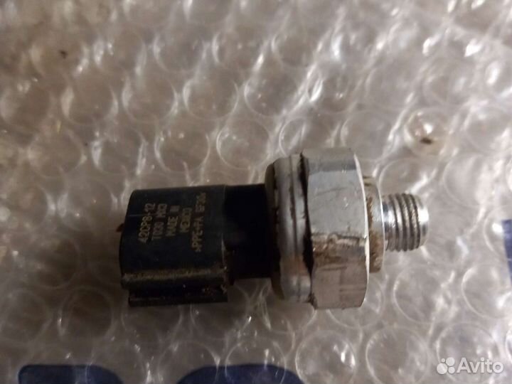 Киа серато 2- датчик давления кондиционера