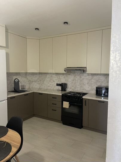 3-к. квартира, 68 м², 1/10 эт.