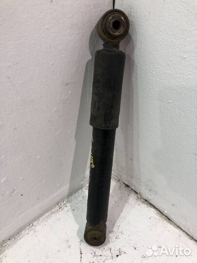 Амортизатор задний Q0009225V001000000