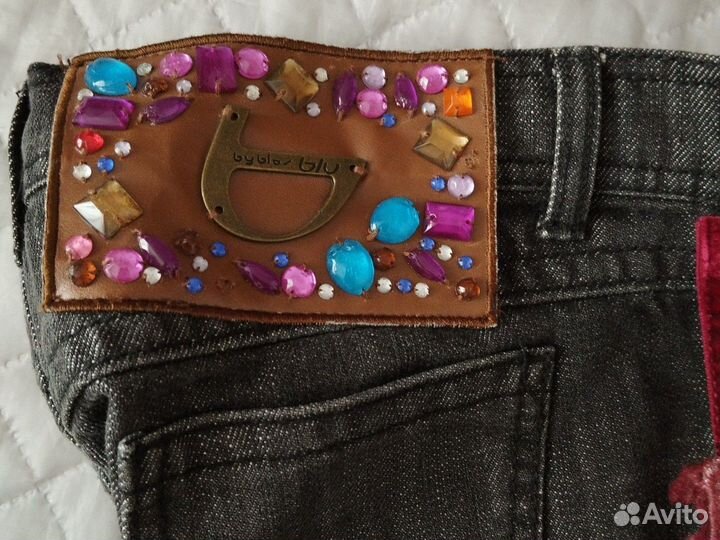 Джинсы женские