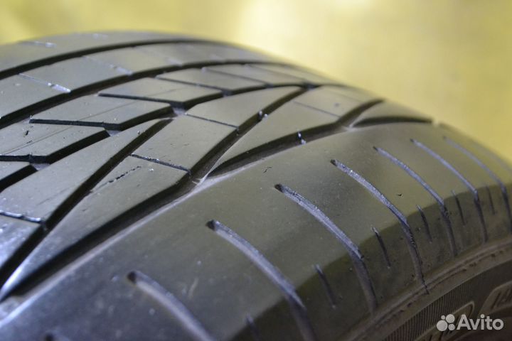 Goodyear Excellence 215/55 R16