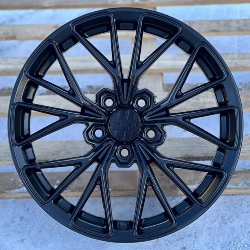 Литые диски HRE FF28 7.5×R17 5×114.3