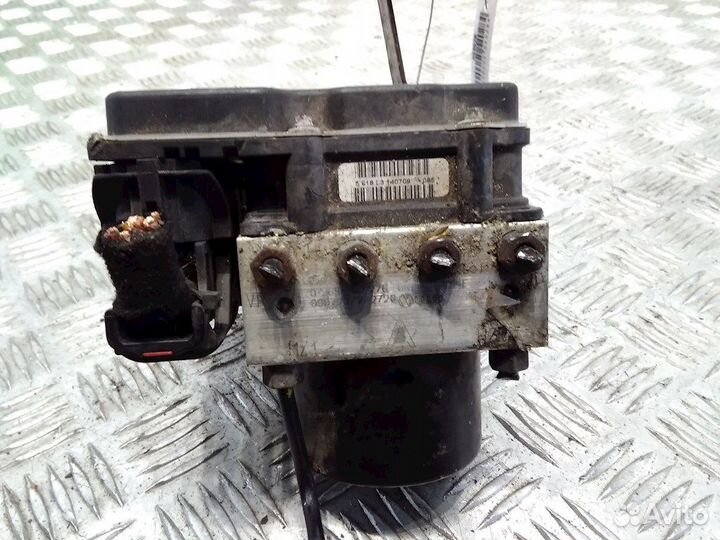 Блок ABS для Skoda Fabia 2 (5J) 6R0614117F