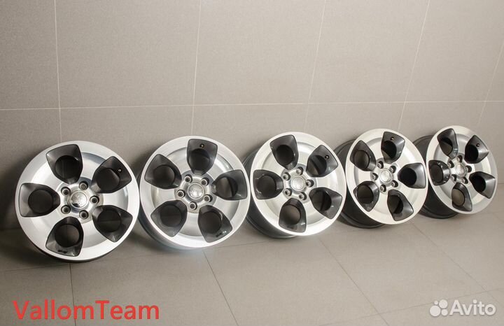 Лот UP31121306 Оригинальные 18-е диски jeep 5 шт