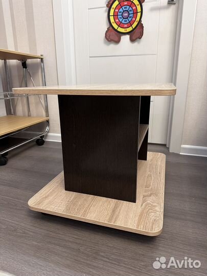 Журнальный столик