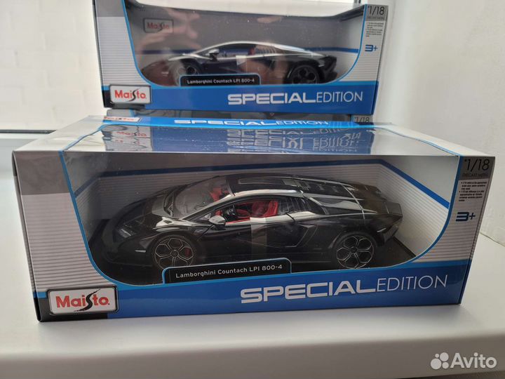 Lamborghini Countach 1:18