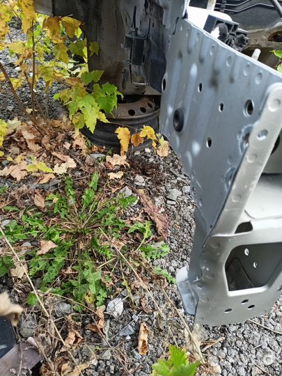 Chevrolet aveo t300 14г. Лонжерон передний правый