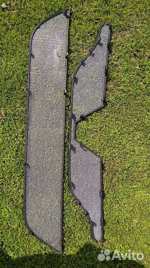 Защитная сетка радиатора Renault