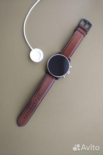 Fossil Q Explorist HR Gen 4