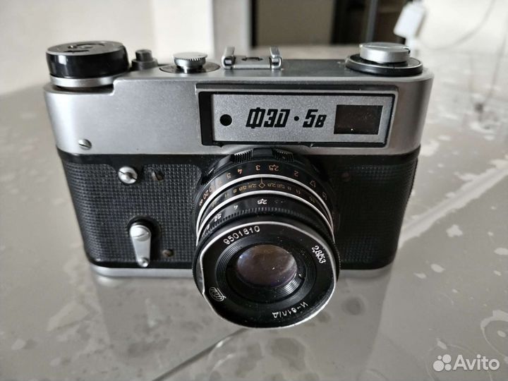 Фэд-5В — советский дальномерный фотоаппарат