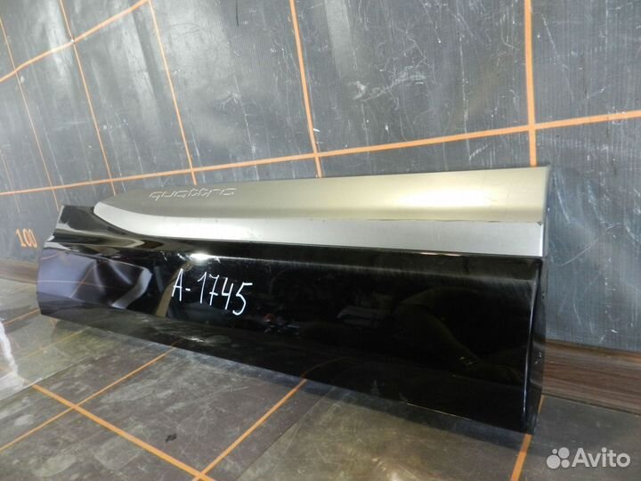 Накладка двери задней правой - Audi Q7 4M