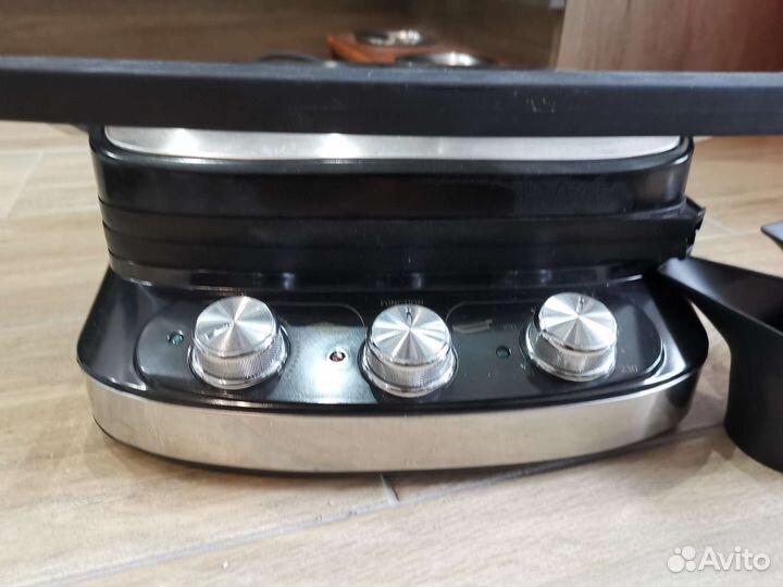 Гриль электро DeLonghi CGH912