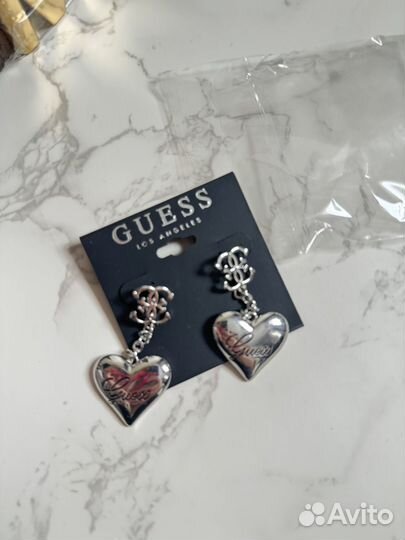 Guess сережки новые бижутерия