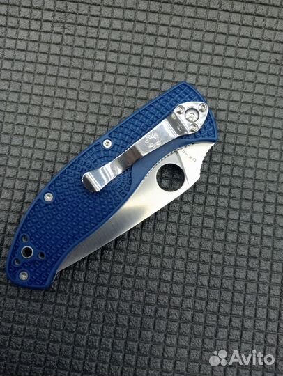 Нож Spyderco Tenacious Lightweight