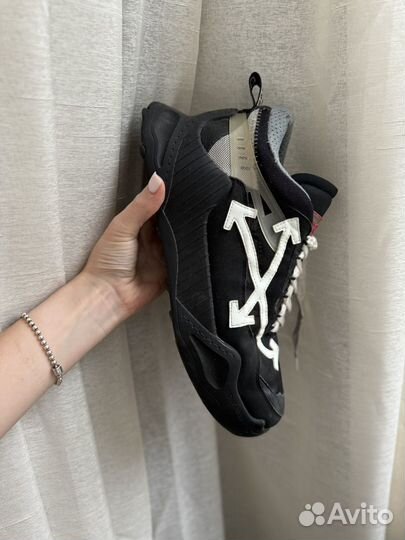 Кроссовки off white odsy 1000