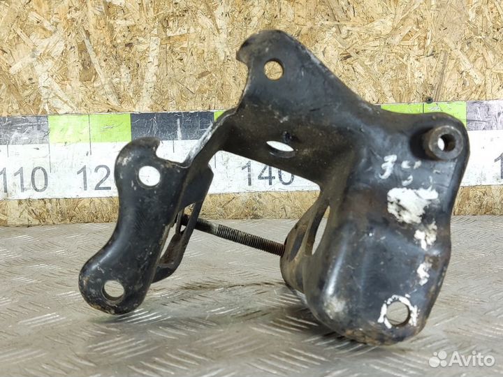 Кронштейн двигателя Chrysler Sebring/dodge stratus