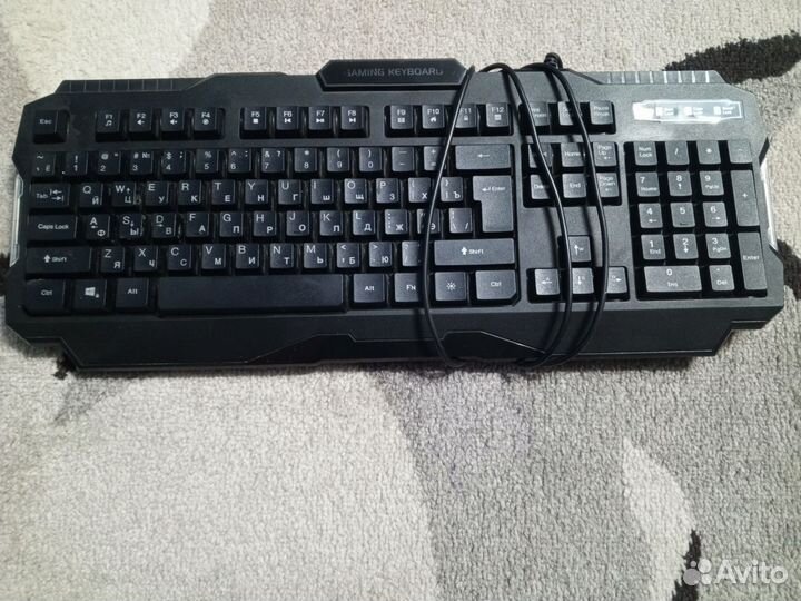 Игровая клавиатура с подсветкой