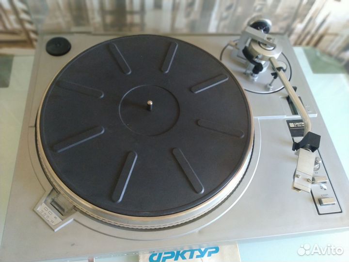 Проигрыватель винила арктур 006