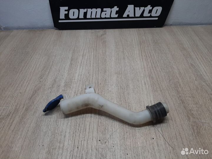 Горловина бачка омывателя Kia Rio 2