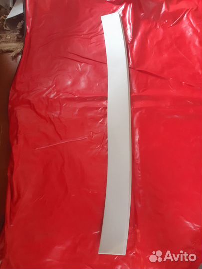 Задняя обшивка потолка volkswagen touran 2011 год