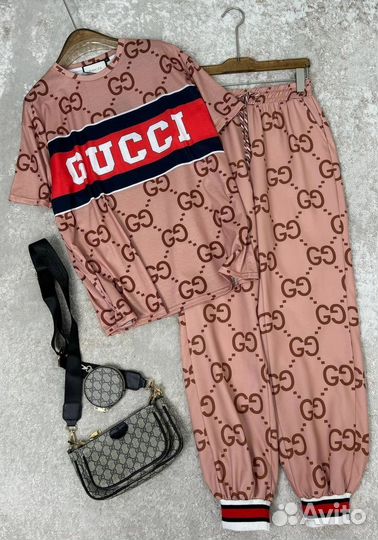 Костюм женский gucci