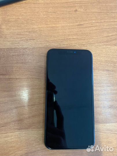 iPhone X, 64 ГБ
